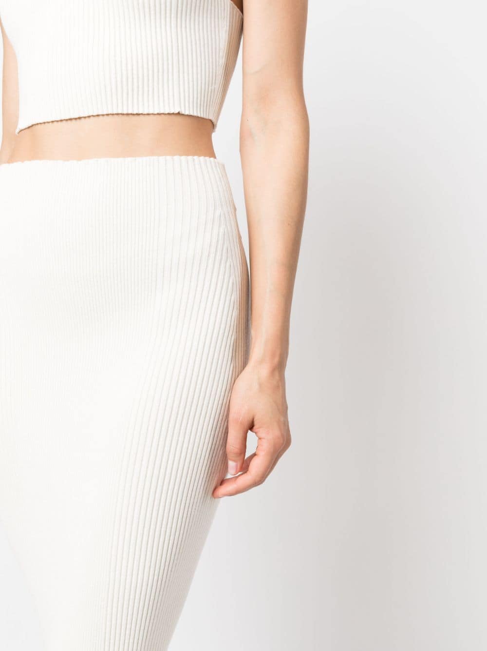 AERON ZERO004 Long Skirt in Creme