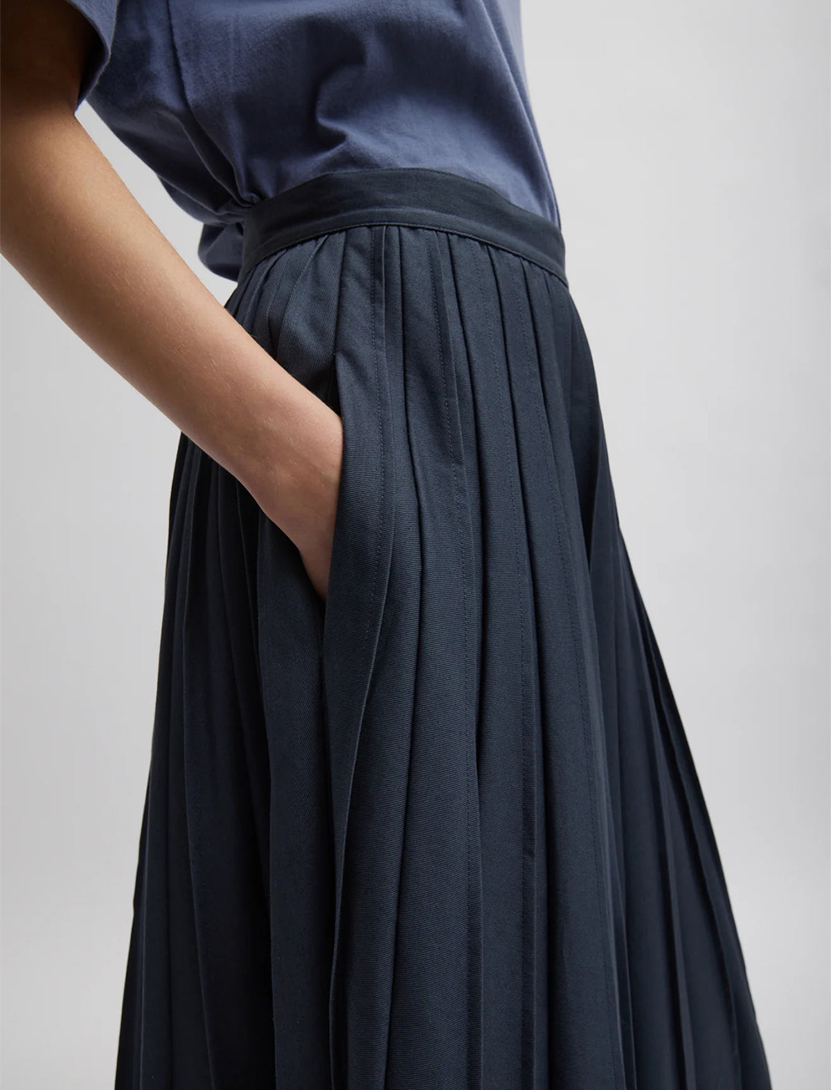 TIBI Oliver Cotton Stretch Tricotine Pintucked Skirt In Slate Blue