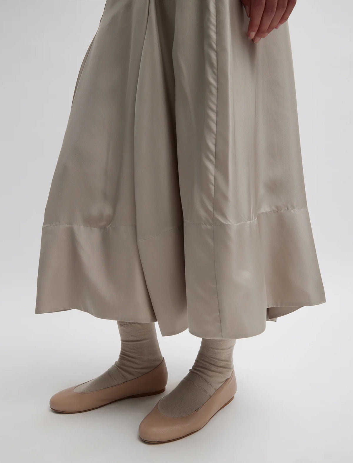 TIBI Silk Habutai Circular Seamed Skirt In Light Stone