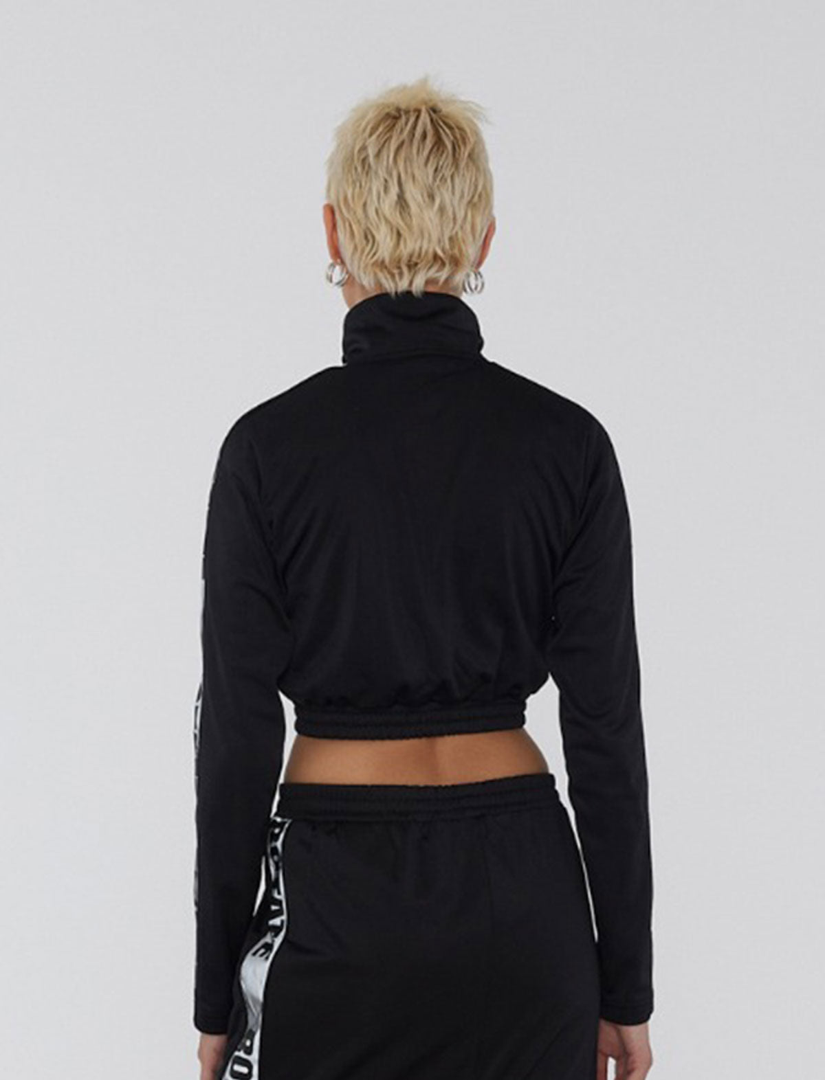 ROTATE SUNDAY 6 Cropped Stretch Jacket in Black
