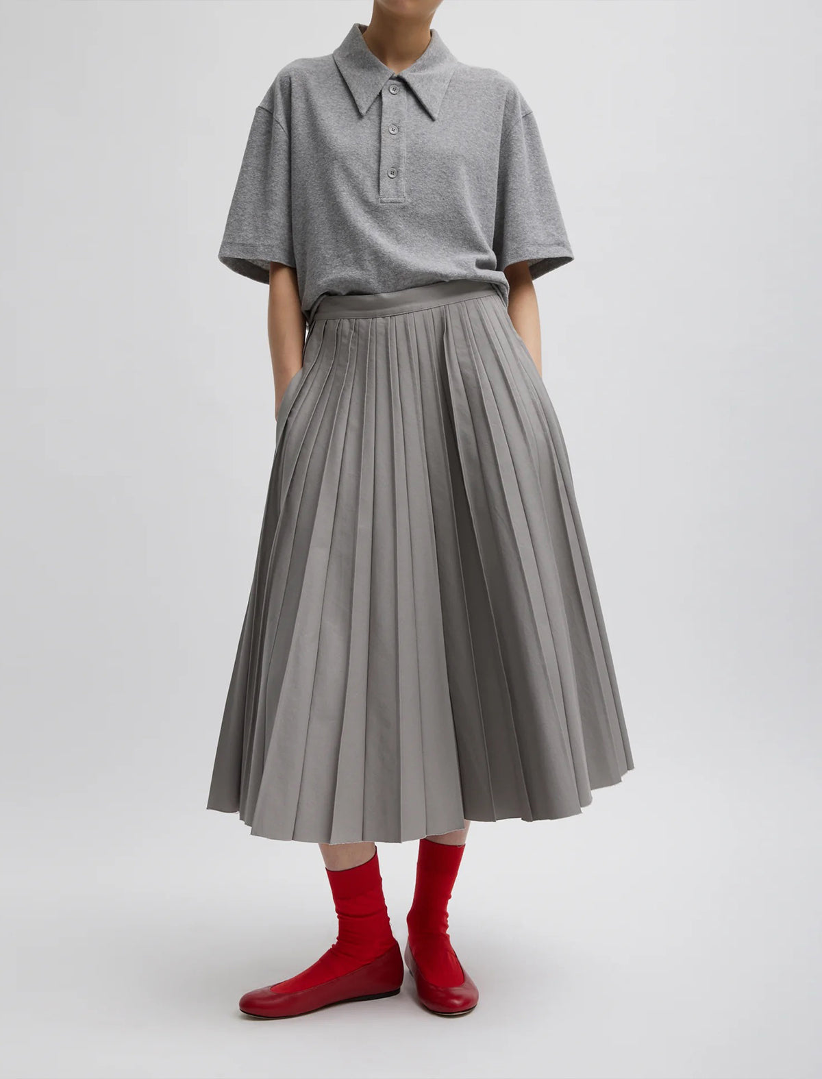TIBI Oliver Cotton Stretch Tricotine Pintucked Skirt In Grey Moon