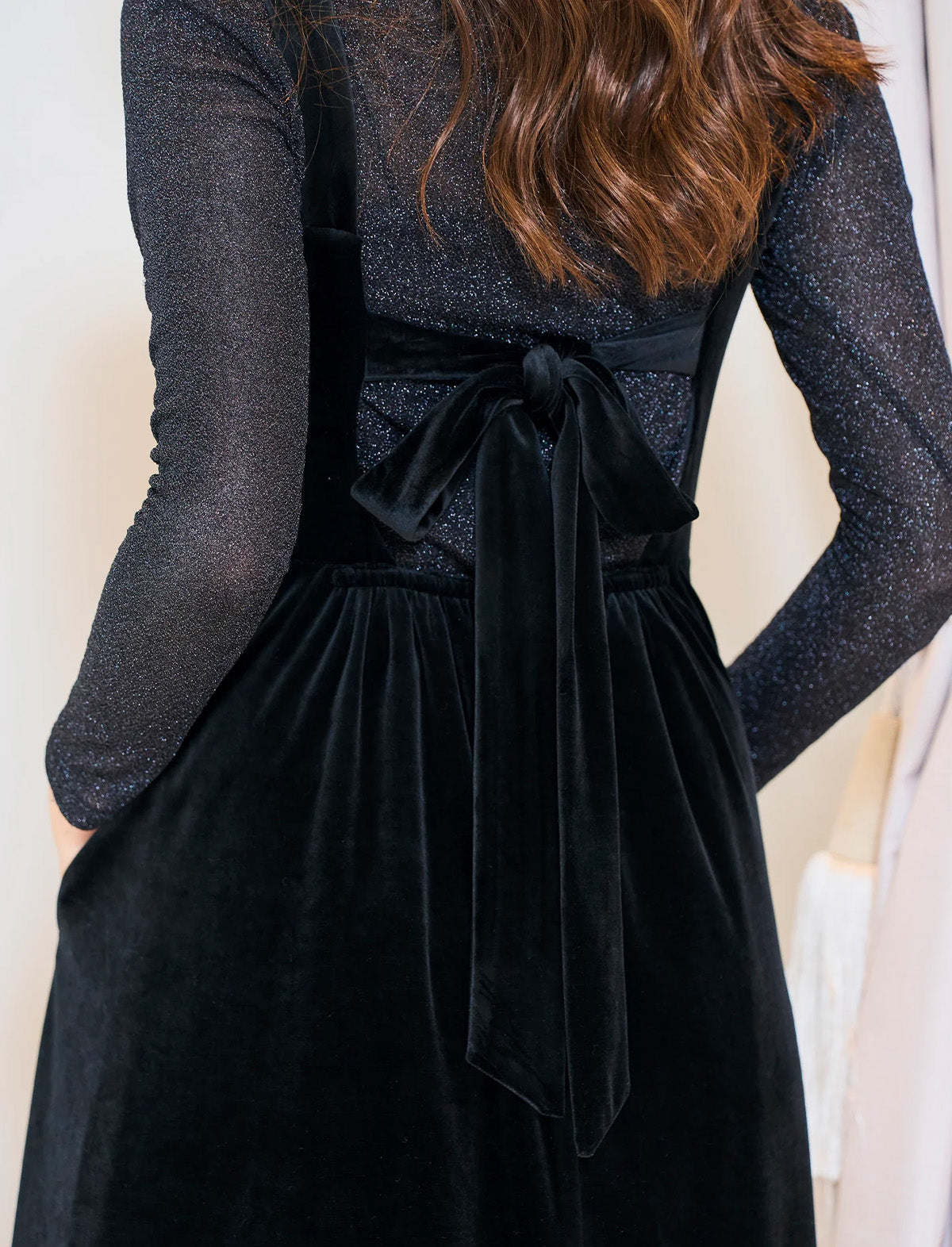 RICORD Back Ribbon Velour Dress in Black