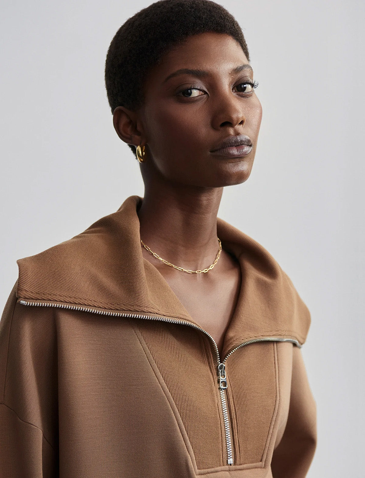 VARLEY Catherine Half-Zip Sweat in Golden Bronze
