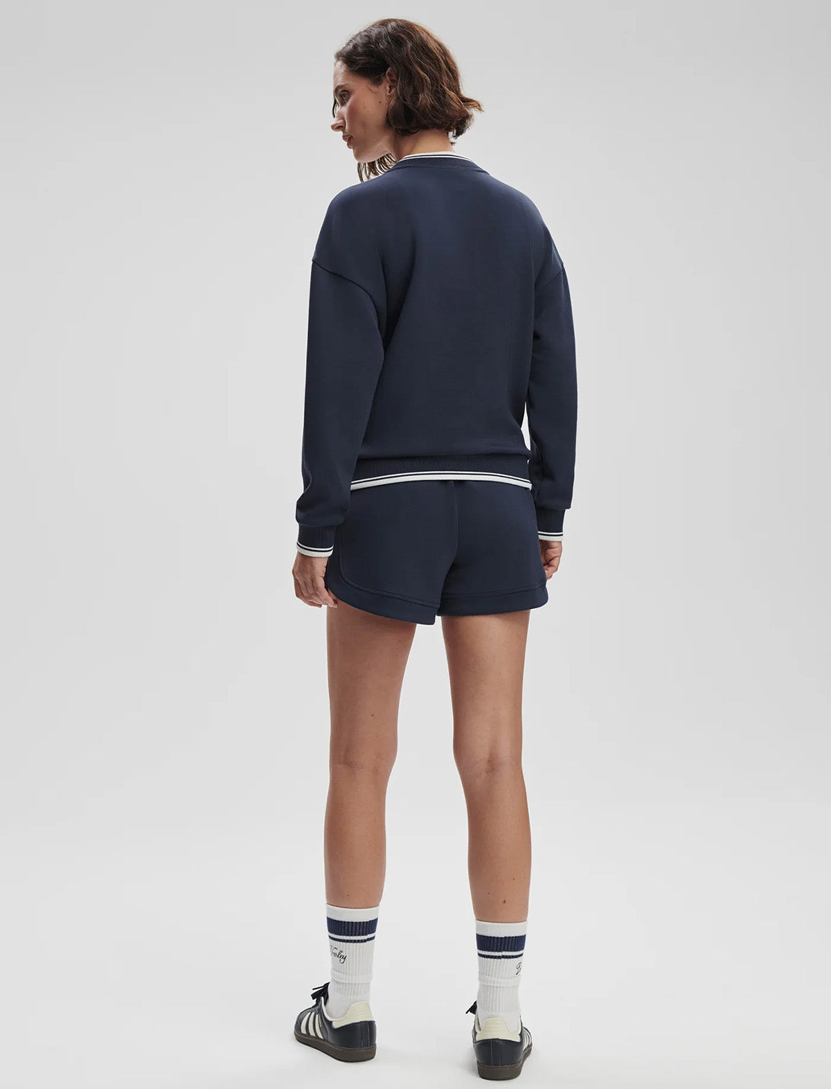 VARLEY Iona V-Neck Sweat in Navy