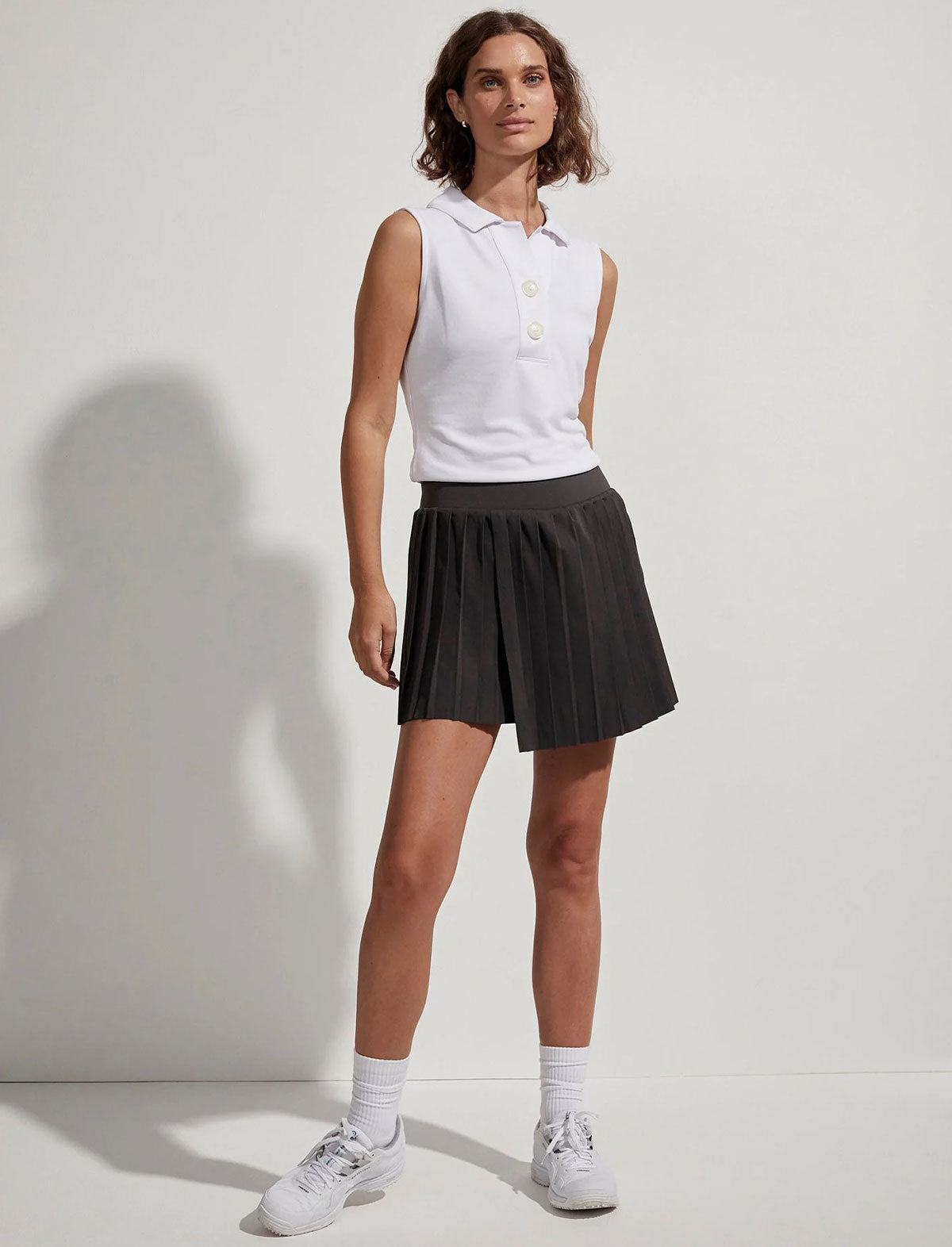 VARLEY Kalmia Mid-Rise Skort in Black