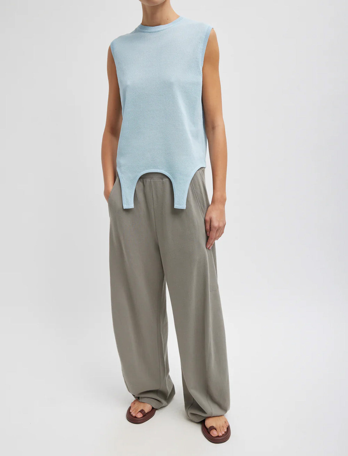 TIBI Light Weight Sweatshirting Winslow Pant in Dark Stone