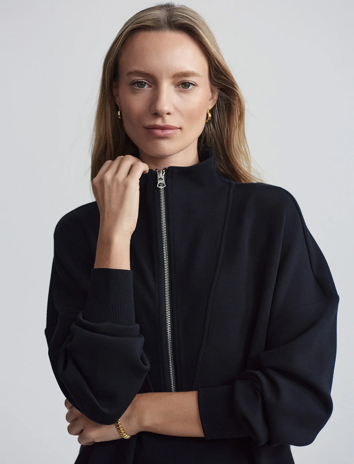 VARLEY Masie Longline Sweat in Black