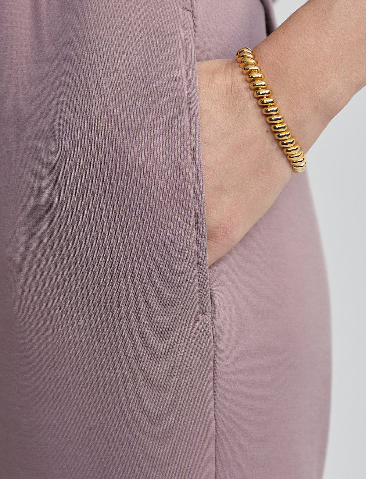 VARLEY The Slim Cuff Pant 27.5" in Antler