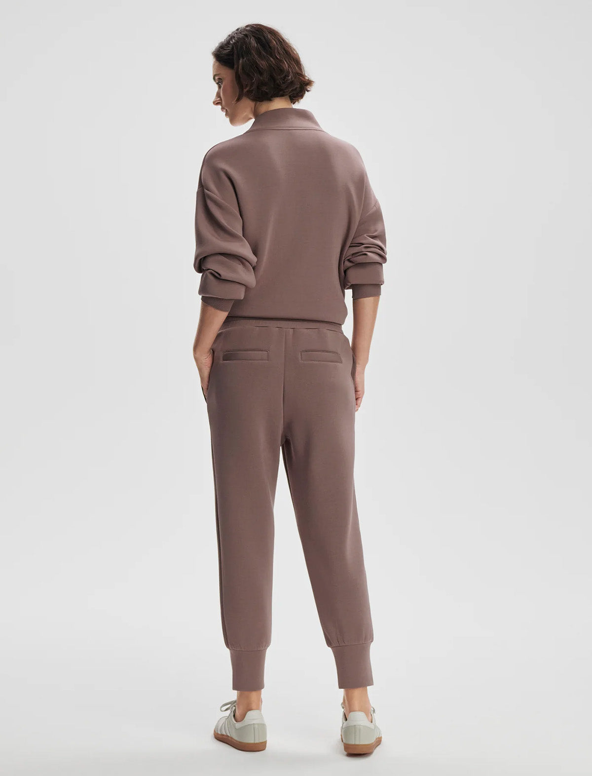 VARLEY The Slim Cuff Pant 27.5" in Antler