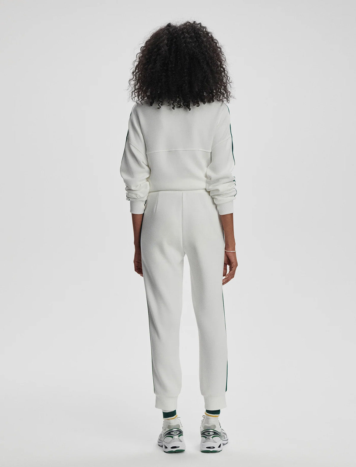 VARLEY The Slim Stripe Cuff Pant 26" in White/Navy/Forest
