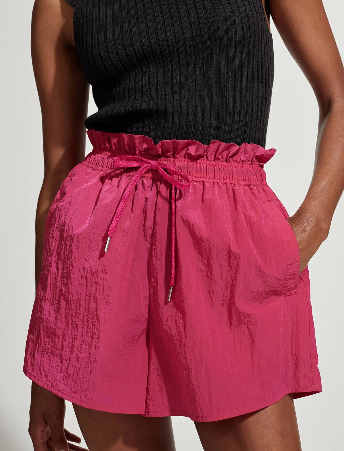 VARLEY Tulair High-Rise Short in Vibrant Fuschia