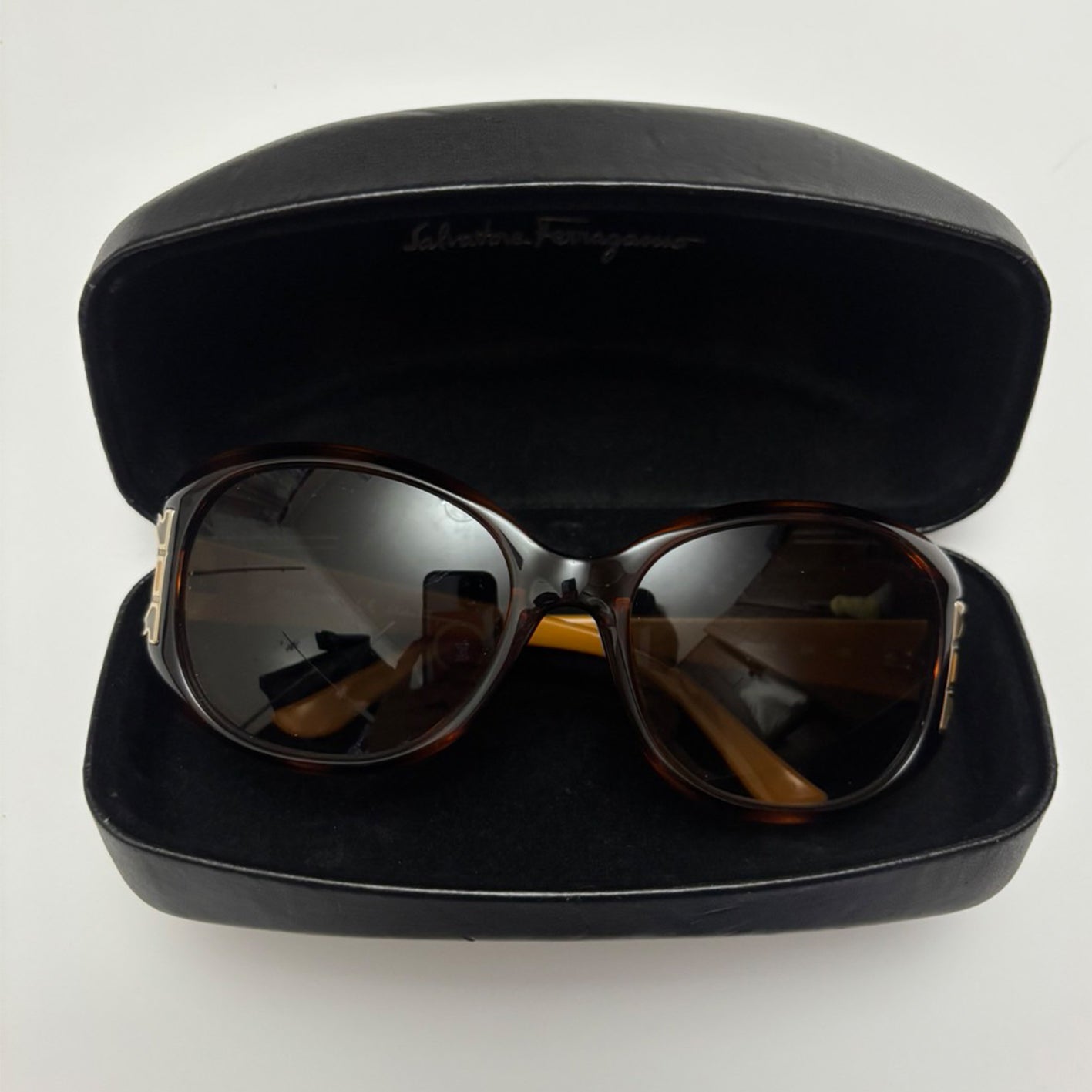 SALVATORE FERRAGAMO BROWN GRADIENT BUTTERFLY SUNGLASSES