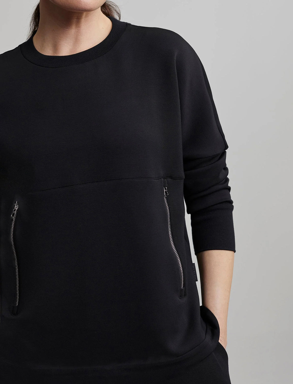 VARLEY DoubleSoft™️ Paige Longline Sweat In Black