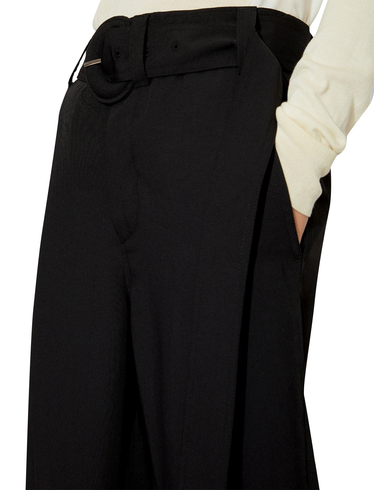 PROENZA SCHOULER WHITE LABEL Rumpled Piqué Belted Pants in Black