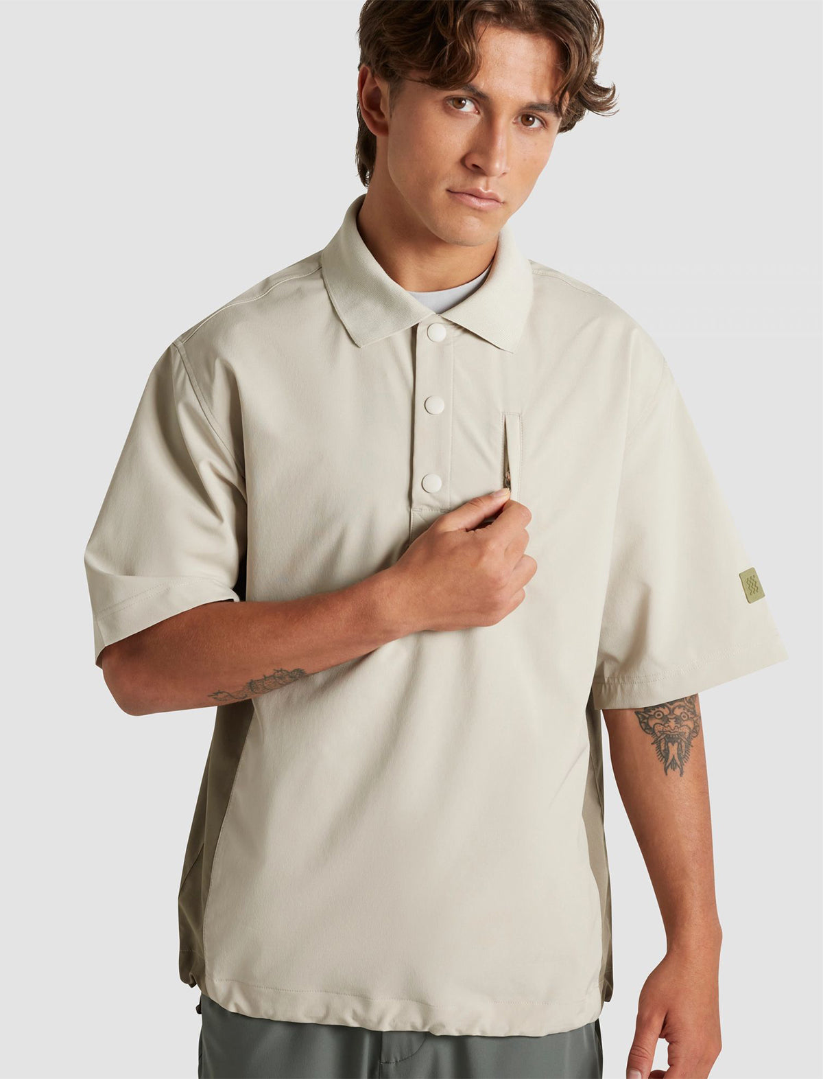 MANORS GOLF Shooter Shirt in Sand