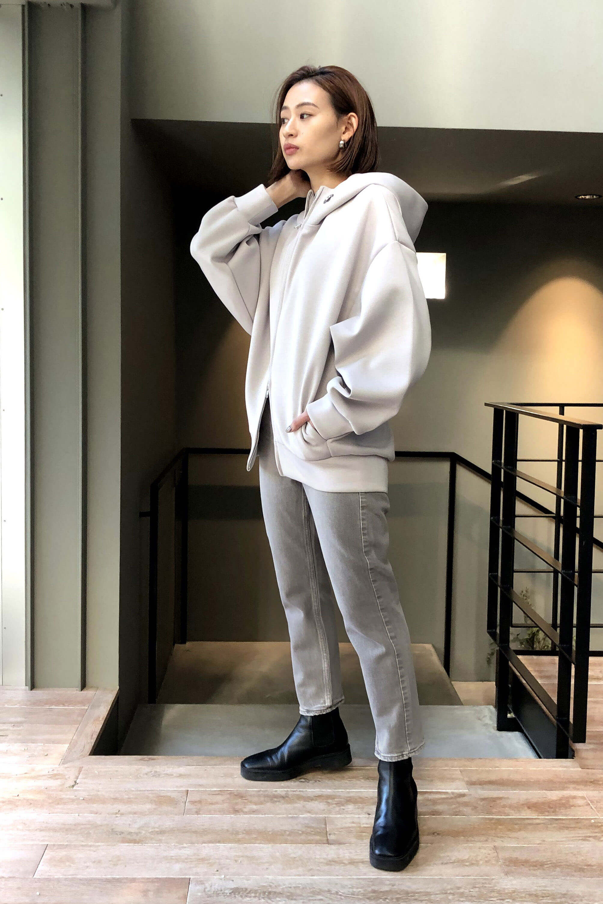 UPPER HIGHTS The Ninety's Midrise Tapered Jeans In Etain