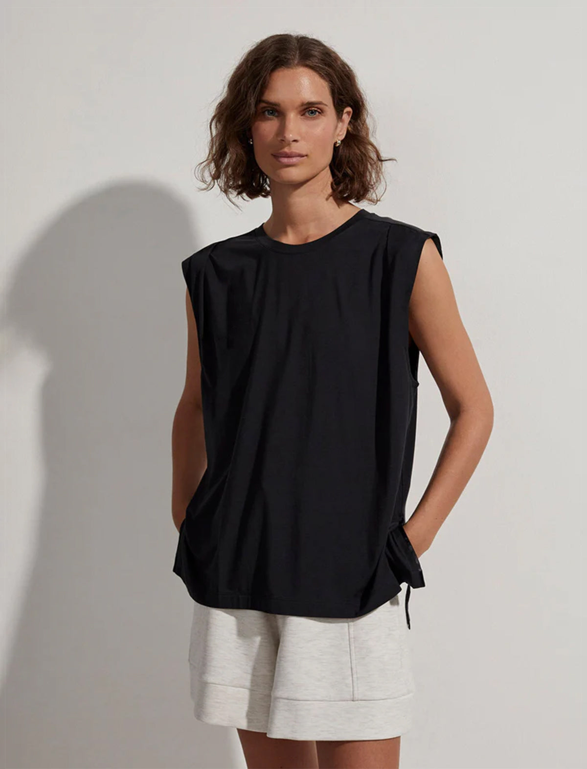 VARLEY Calgary Boxy Tank in Black