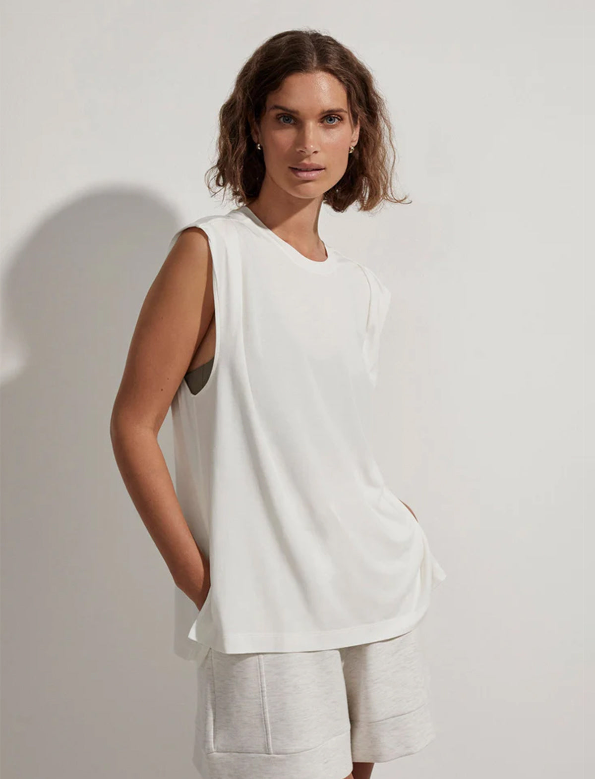 VARLEY Calgary Boxy Tank in Cloud Dancer