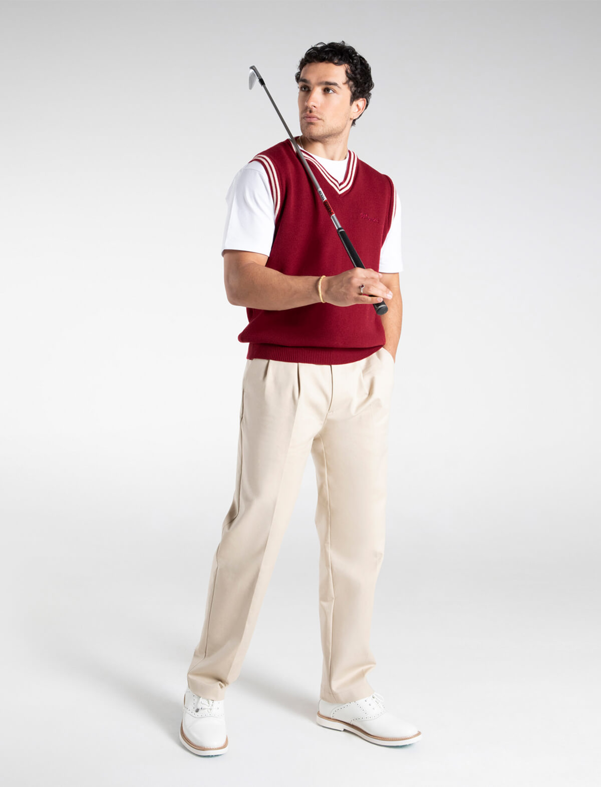 MANORS GOLF Classic Vest in Burgundy