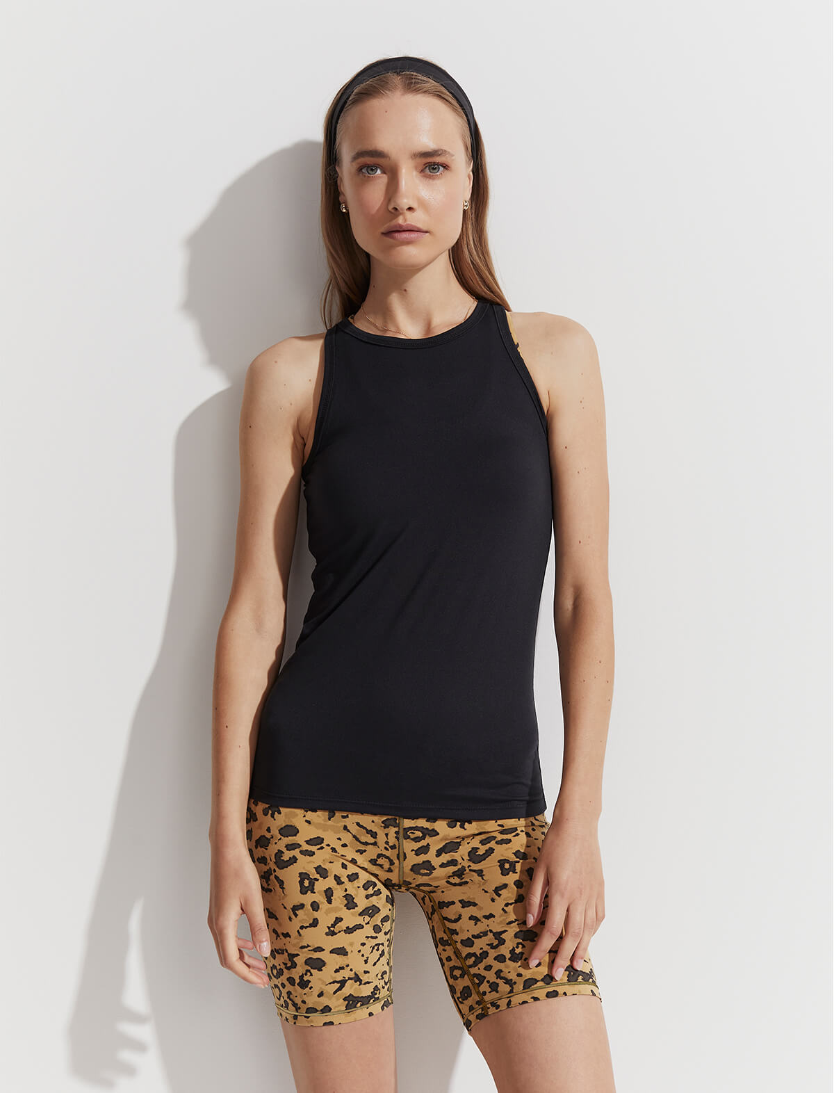 VARLEY Connie Tank Top in Black