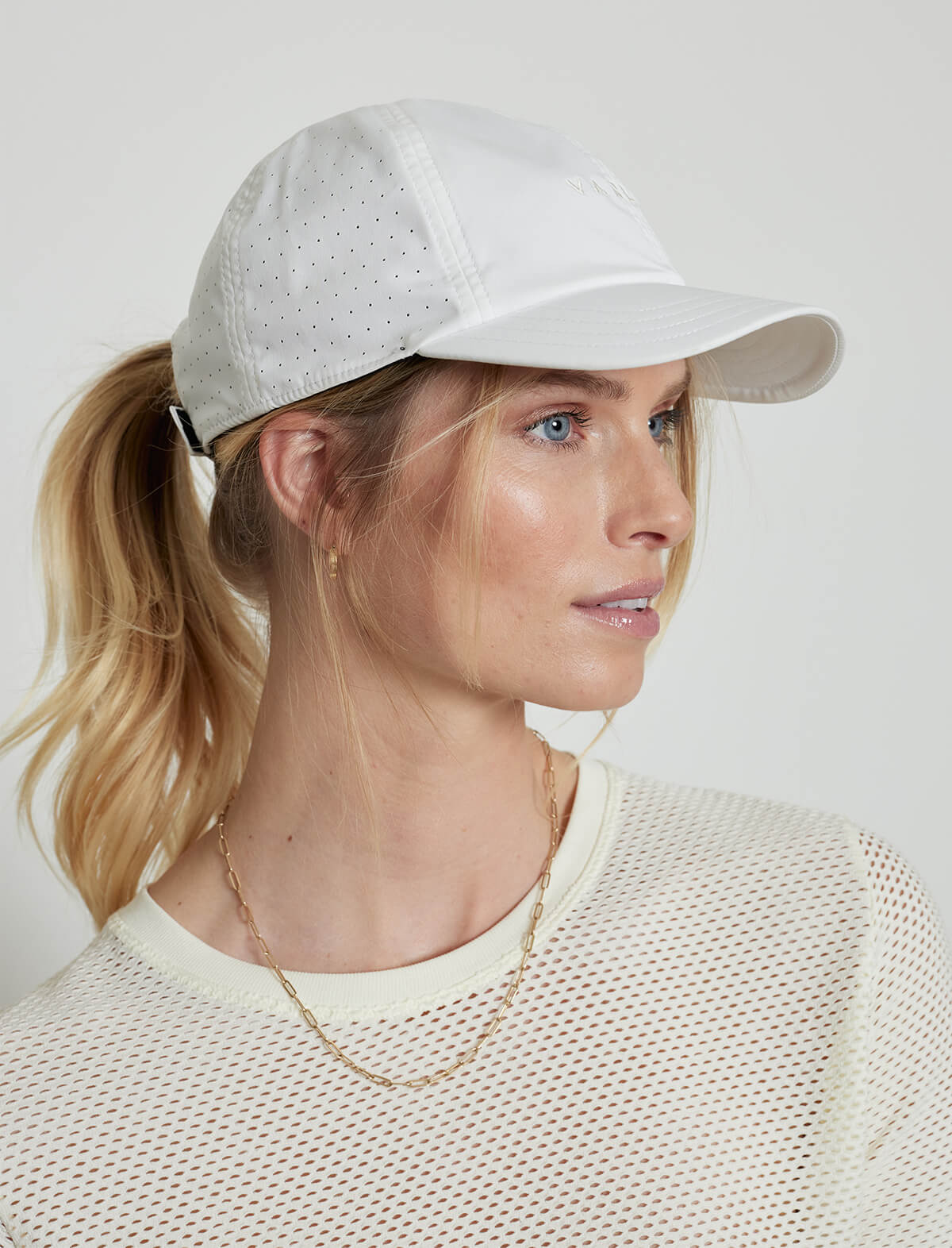 VARLEY Niles Active Cap in White