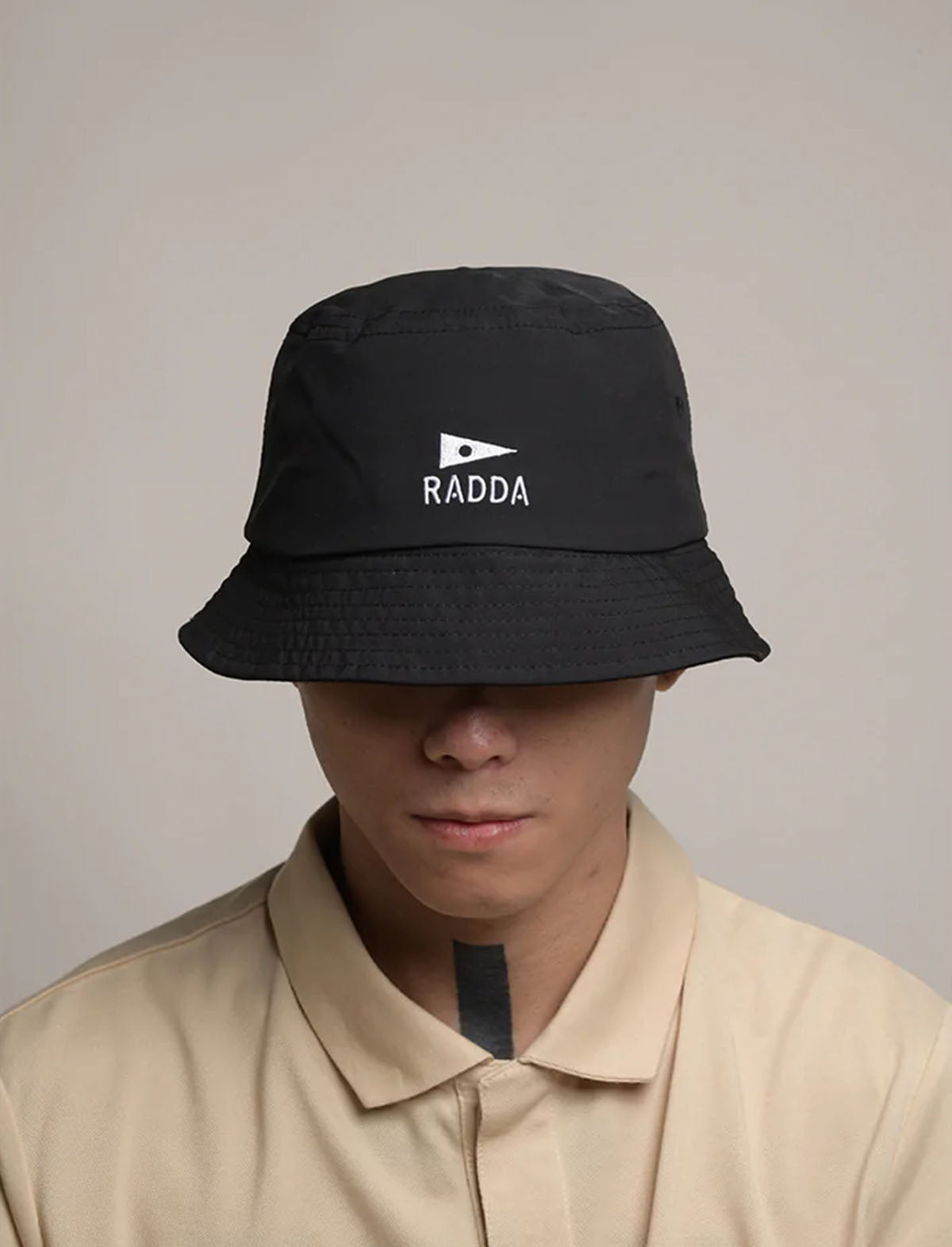 RADDA GOLF Merapi Bucket Hat in Black