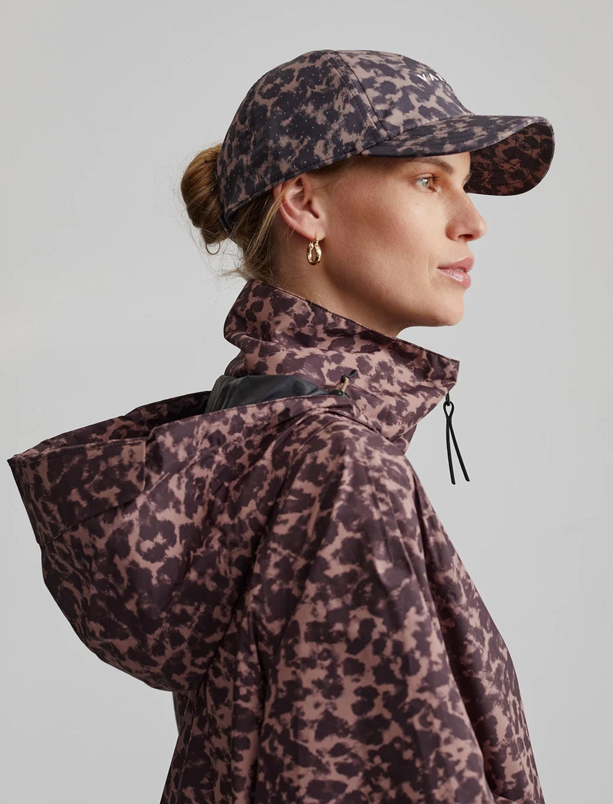 Varley Cavanagh Rain Jacket In Copper Blurred Animal