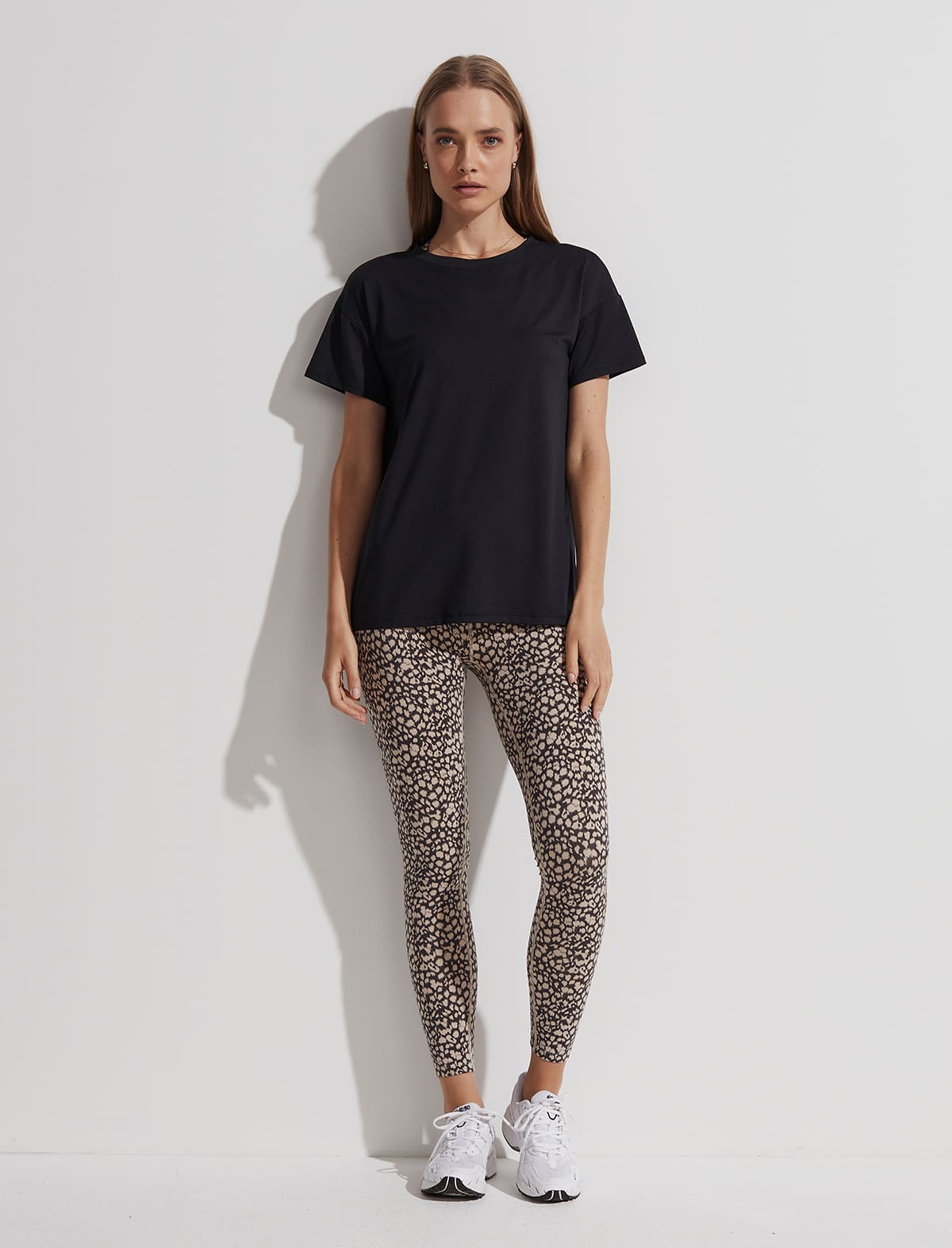 VARLEY Wright T-Shirt in Black