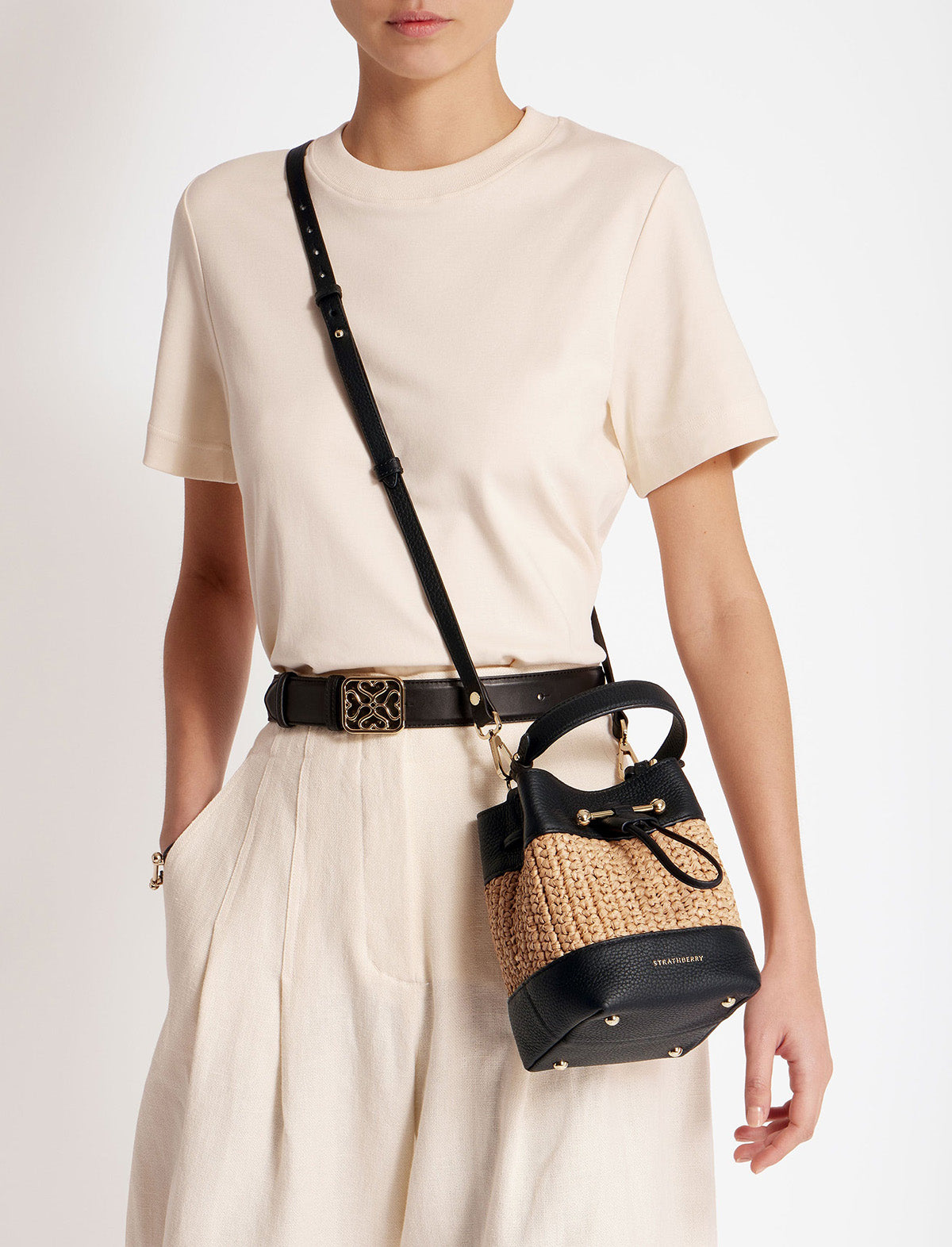 STRATHBERRY Osette Bag In Raffia/Black