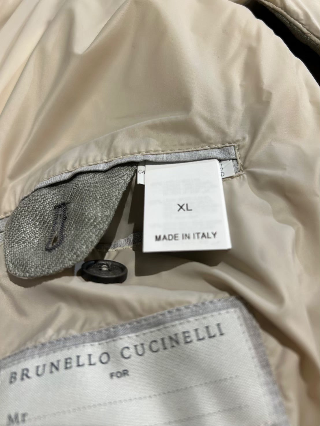 BRUNELLO CUCINELLI Removable hooded vest