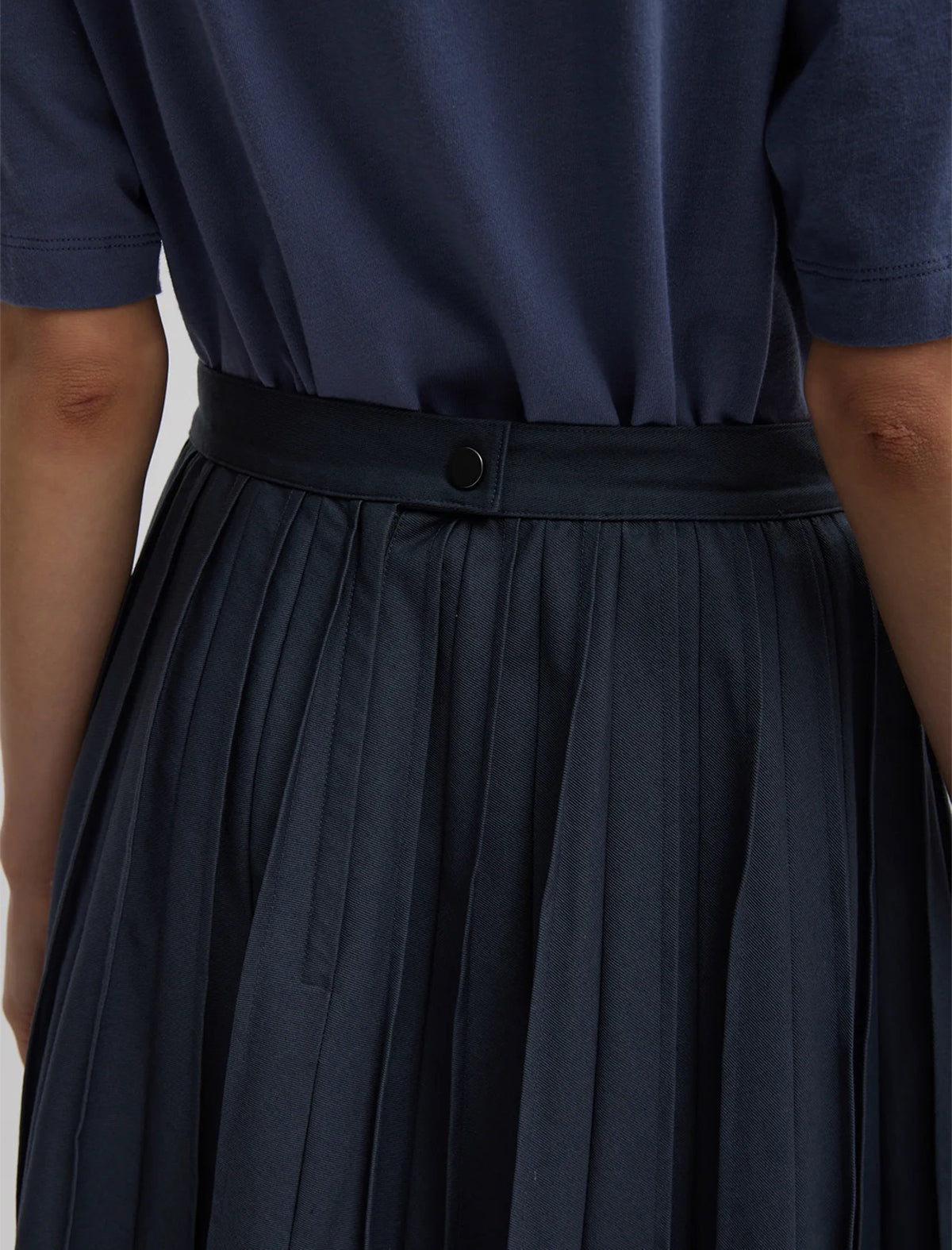 TIBI Oliver Cotton Stretch Tricotine Pintucked Skirt In Slate Blue