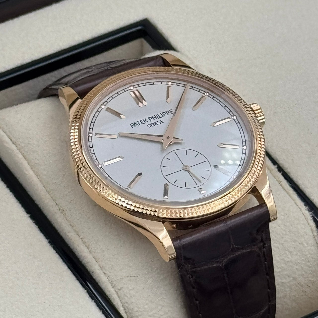 PATEK PHILIPPE Calatrava