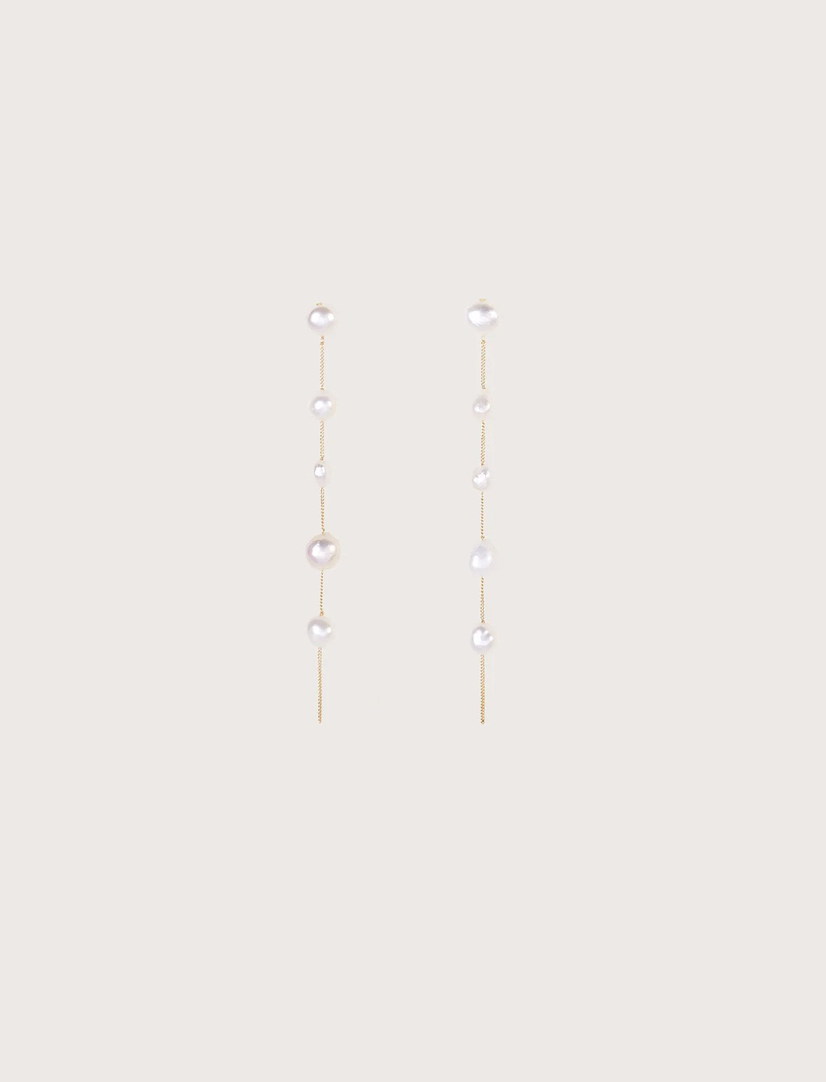 CULT GAIA Atum Earring in Pearl