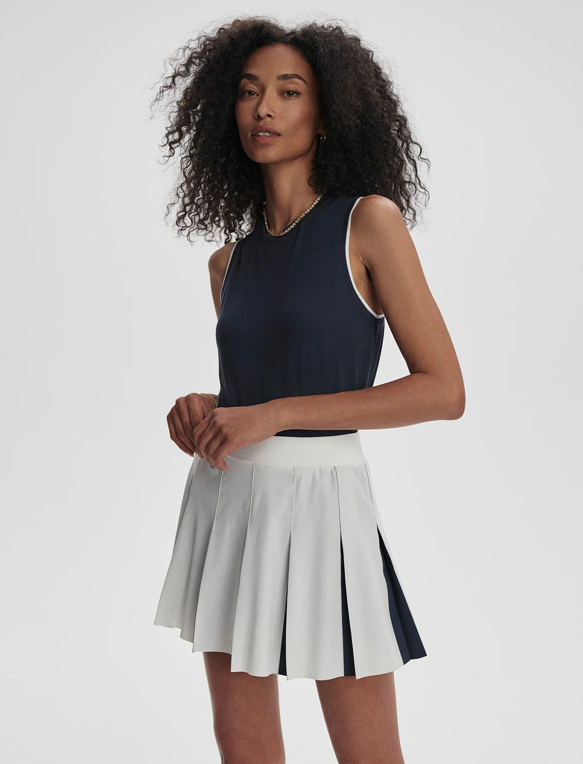VARLEY Bronte 2-in-1 Skirt 15.5" in White/Blue Nights