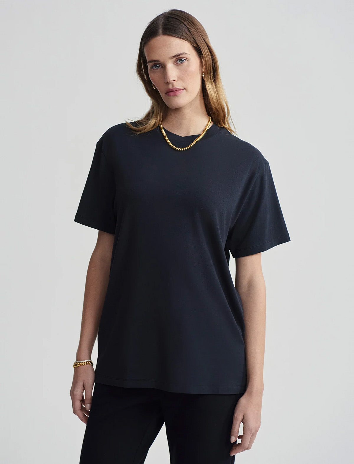 VARLEY Leighton Boyfriend Tee in Black