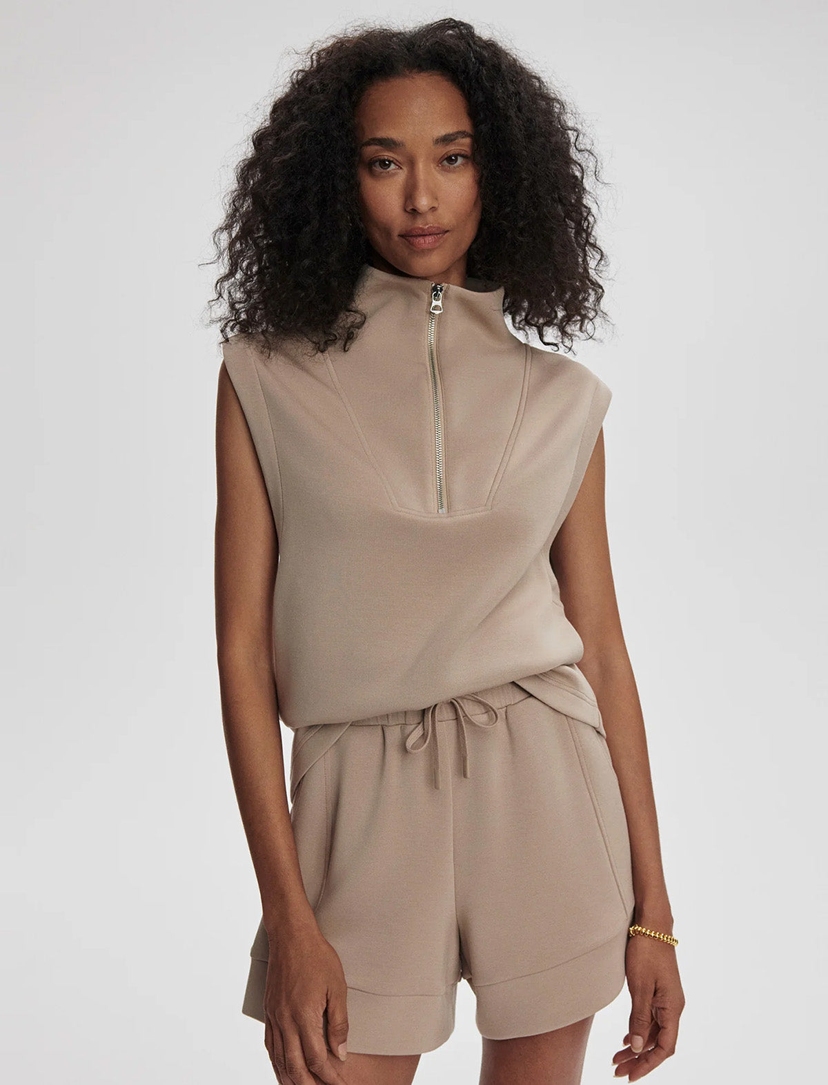 VARLEY Magnolia 2.0 Half-Zip Tank in Light Taupe