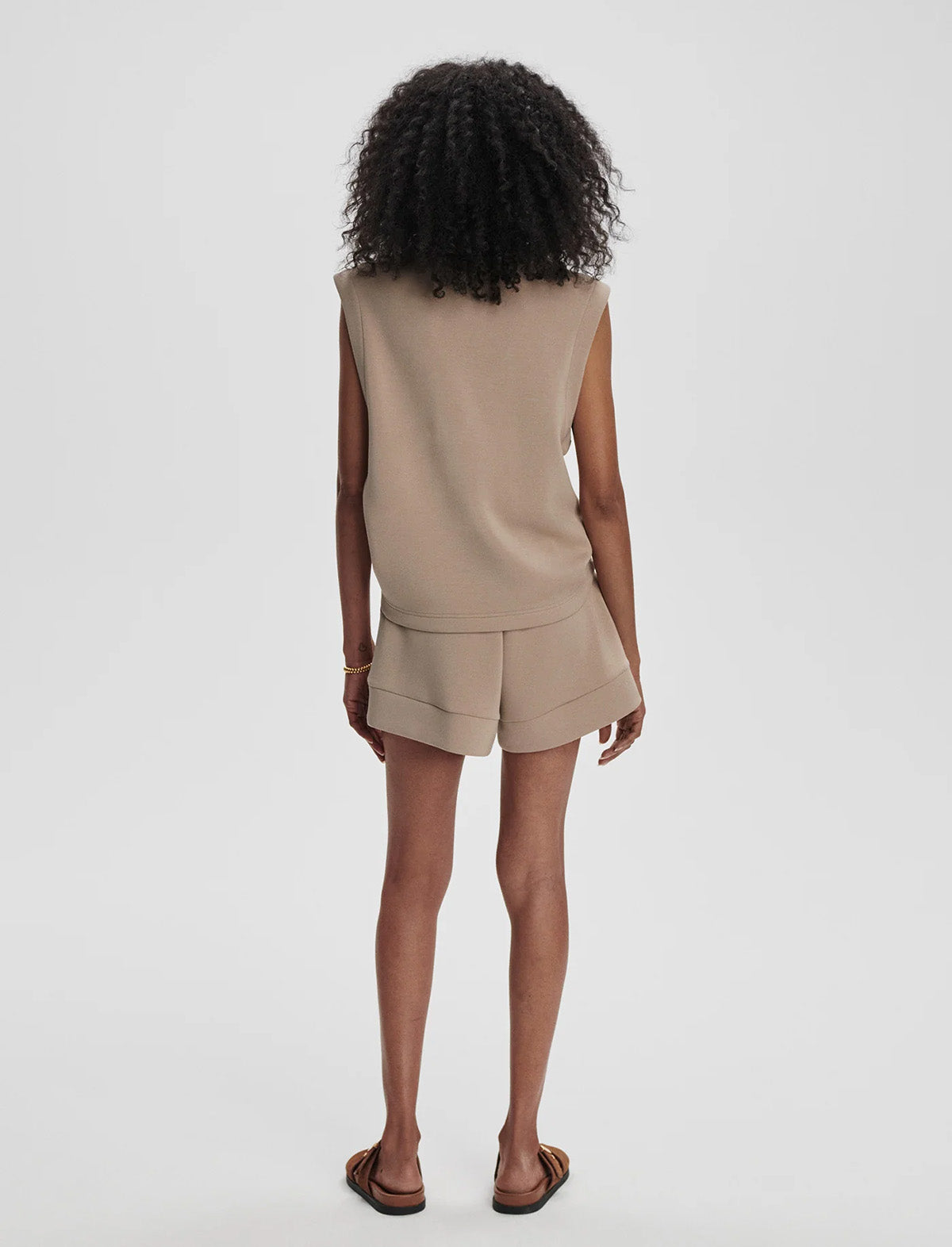 VARLEY Magnolia 2.0 Half-Zip Tank in Light Taupe