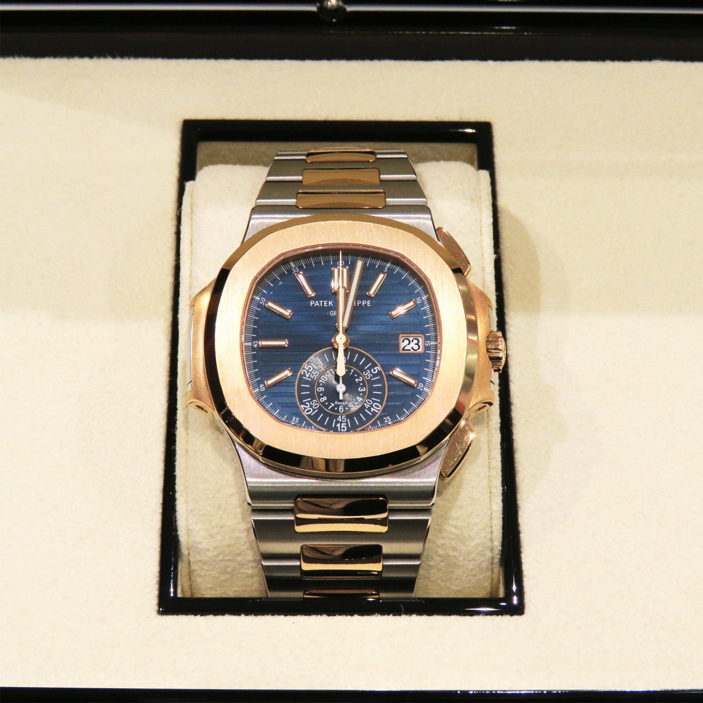 PATEK PHILIPPE Nautilus Chronograph 5980/1AR-001