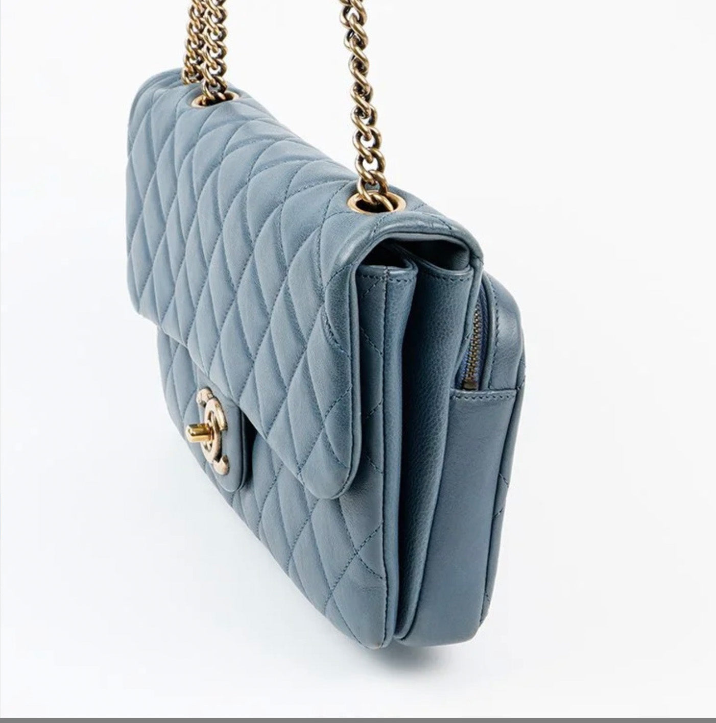 CHANEL Matrasse 30 Shoulder Bag