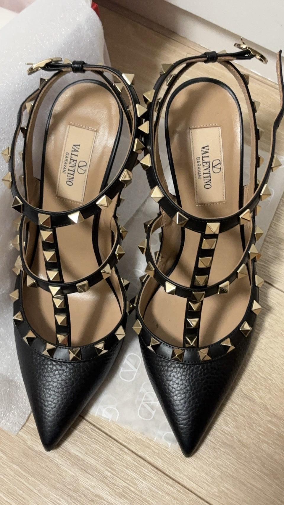 VALENTINO GARAVANI Rockstuds Leather Heels