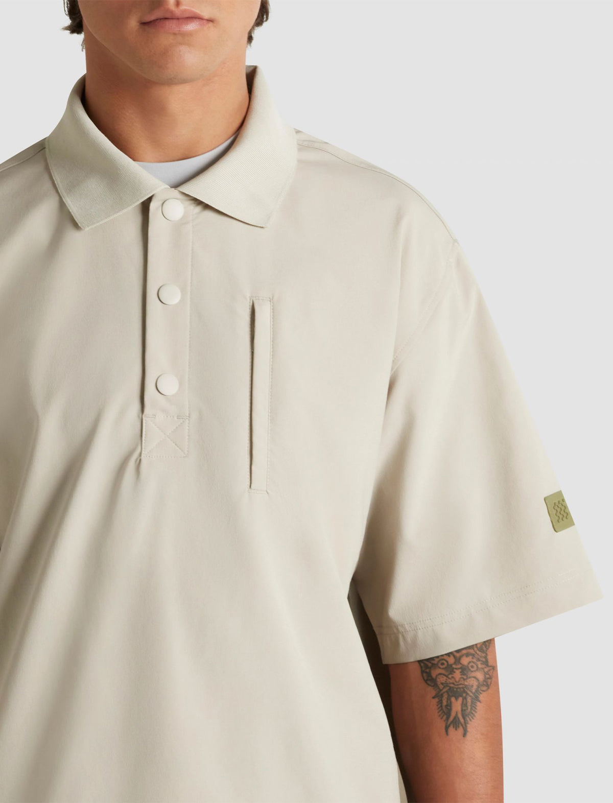 MANORS GOLF Shooter Shirt in Sand
