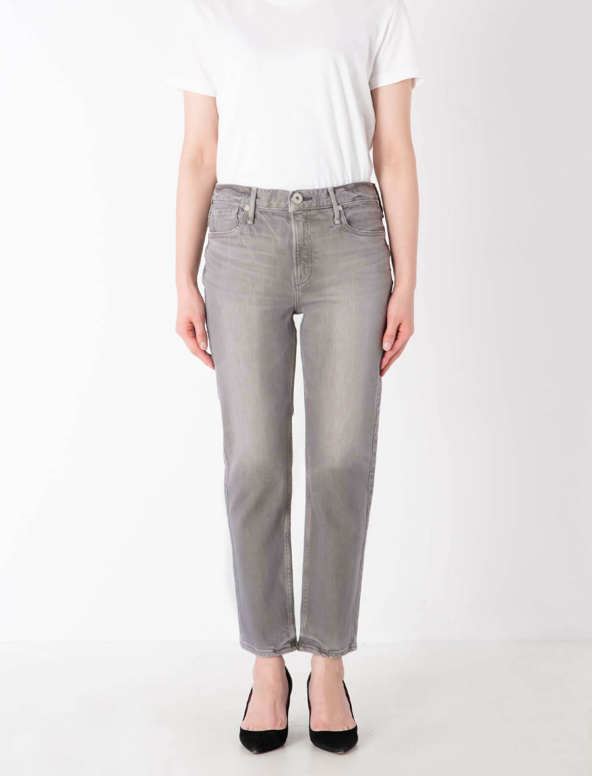 UPPER HIGHTS The Ninety's Midrise Tapered Jeans In Etain