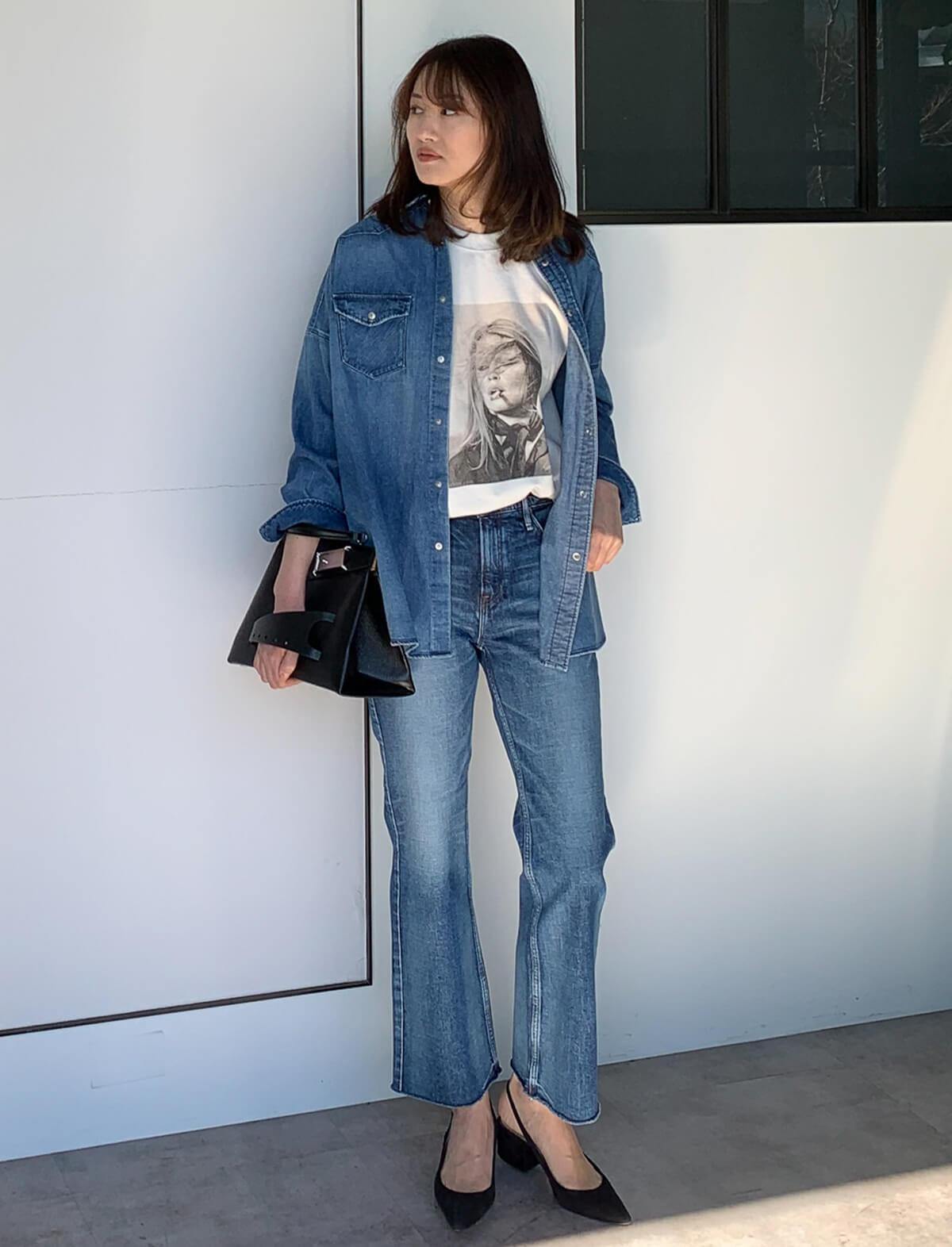 UPPER HIGHTS The Birkin Midrise Bootcut Jeans in Moon Cutoff