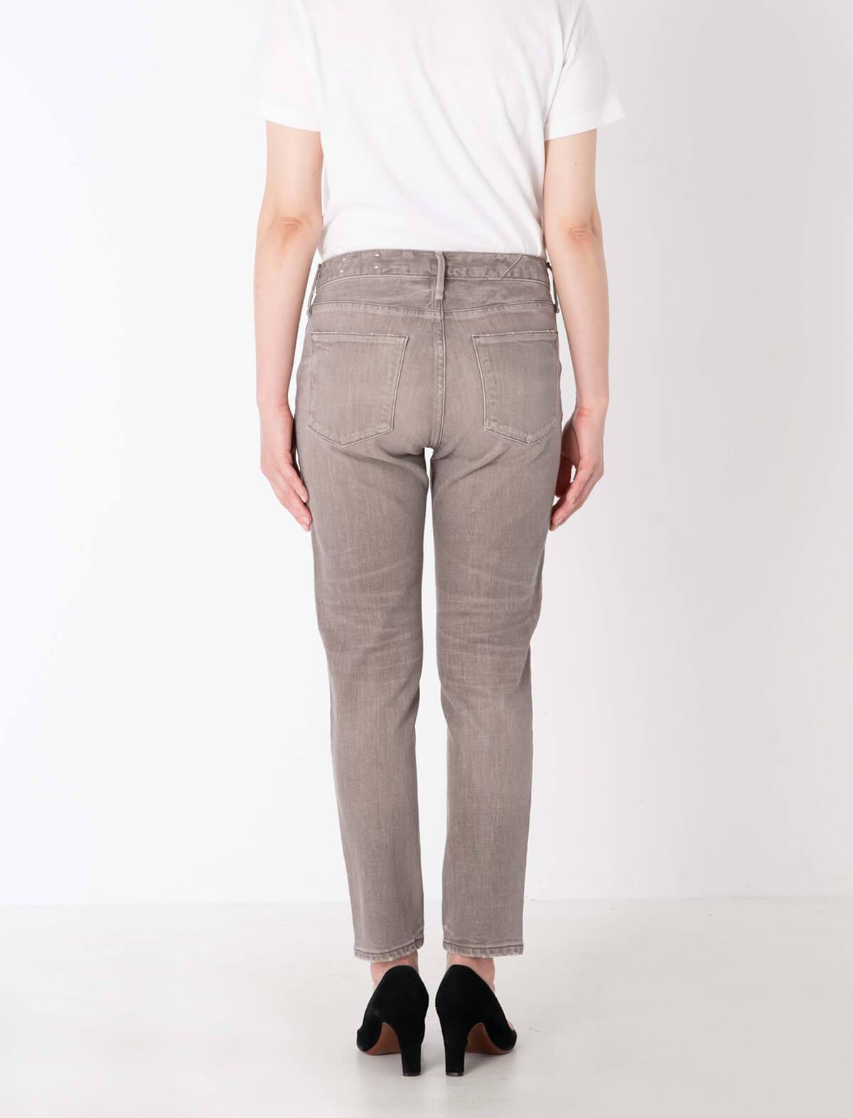 UPPER HIGHTS The Stella Midrise Girlfriend Jeans in Mink | CLOSET Singapore