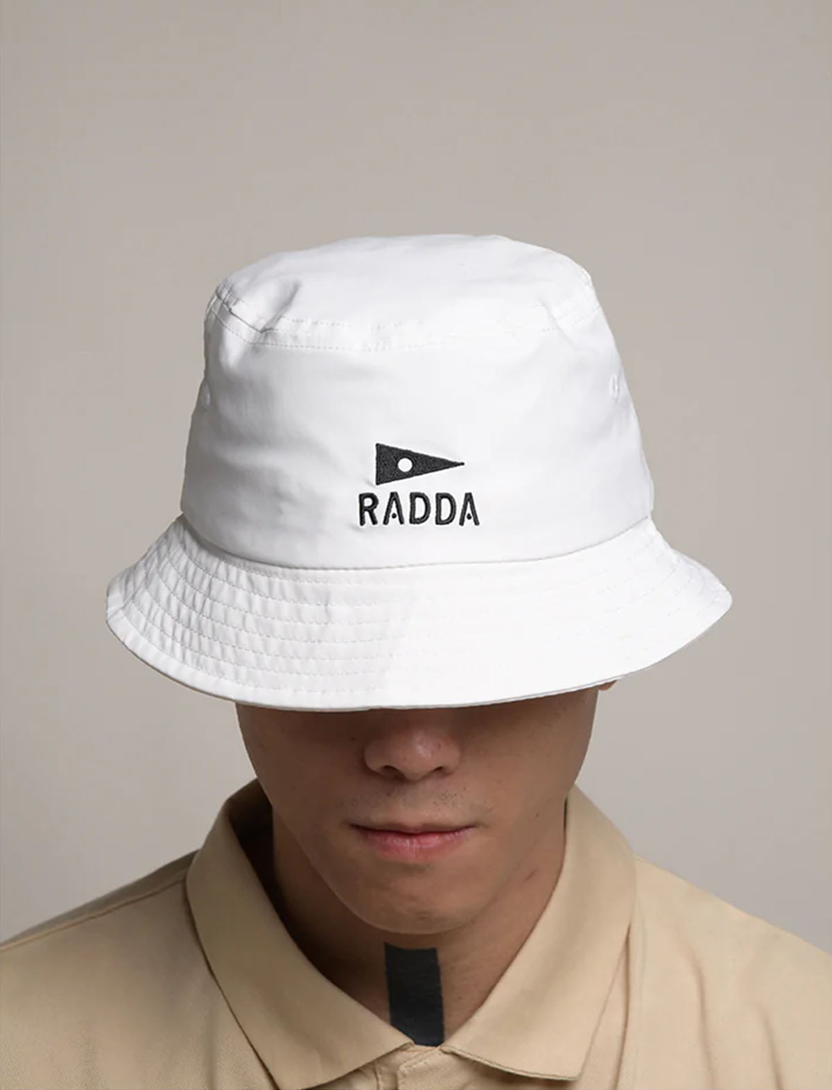 RADDA GOLF Merapi Bucket Hat in White